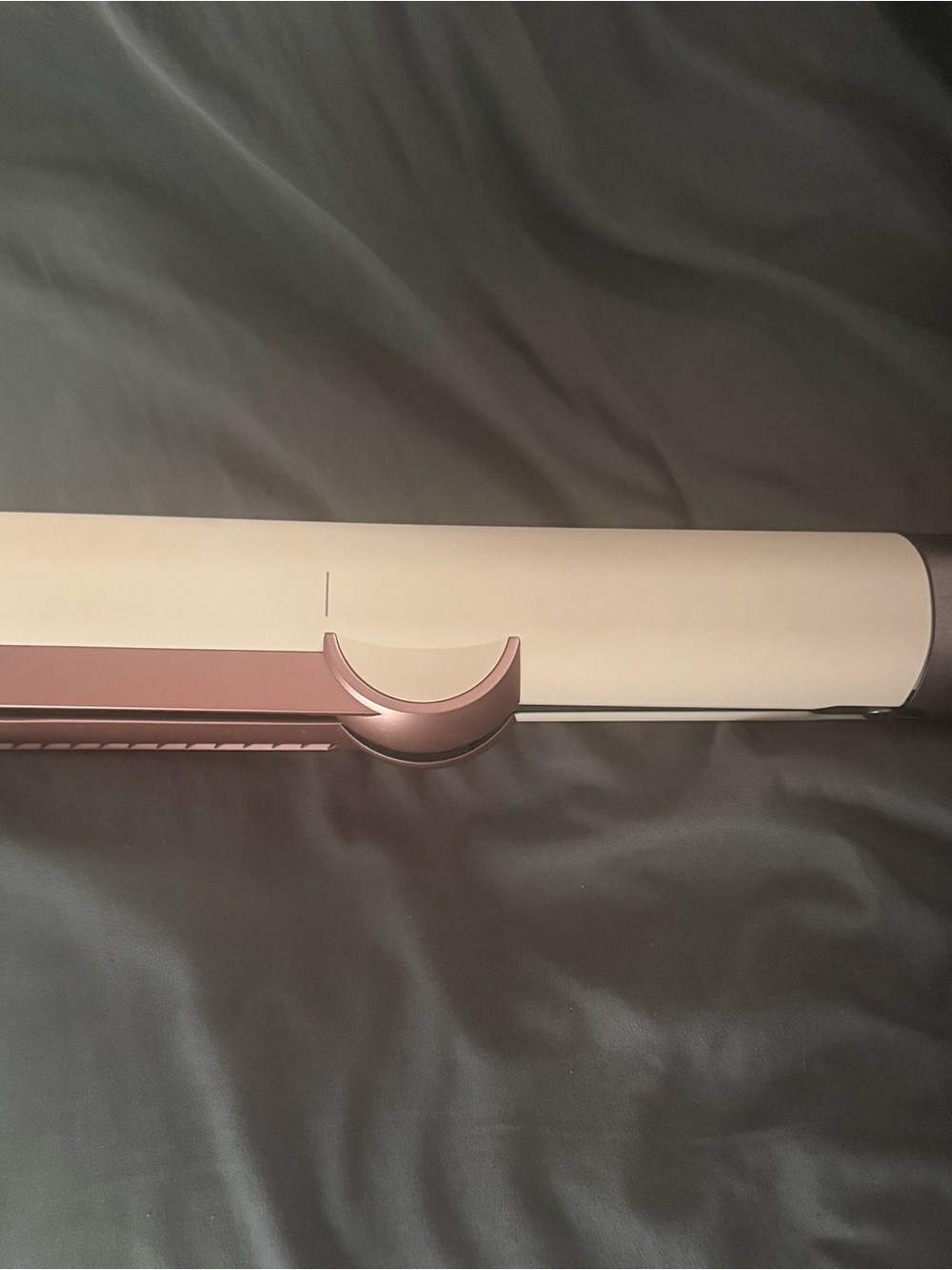 Dyson Airstraight in Pink